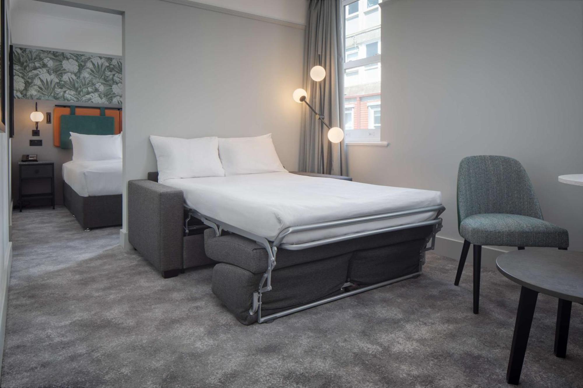 מלון Doubletree By Hilton Brighton Metropole מראה חיצוני תמונה