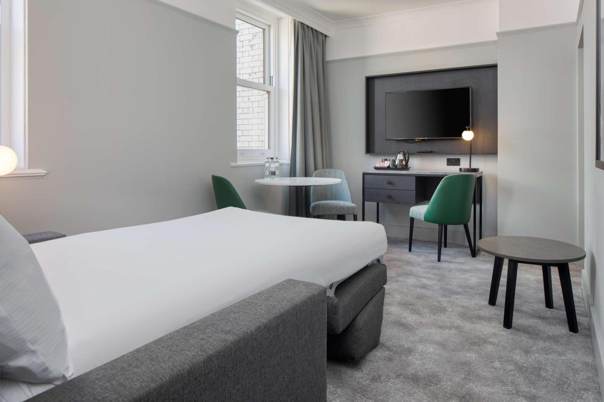 מלון Doubletree By Hilton Brighton Metropole מראה חיצוני תמונה