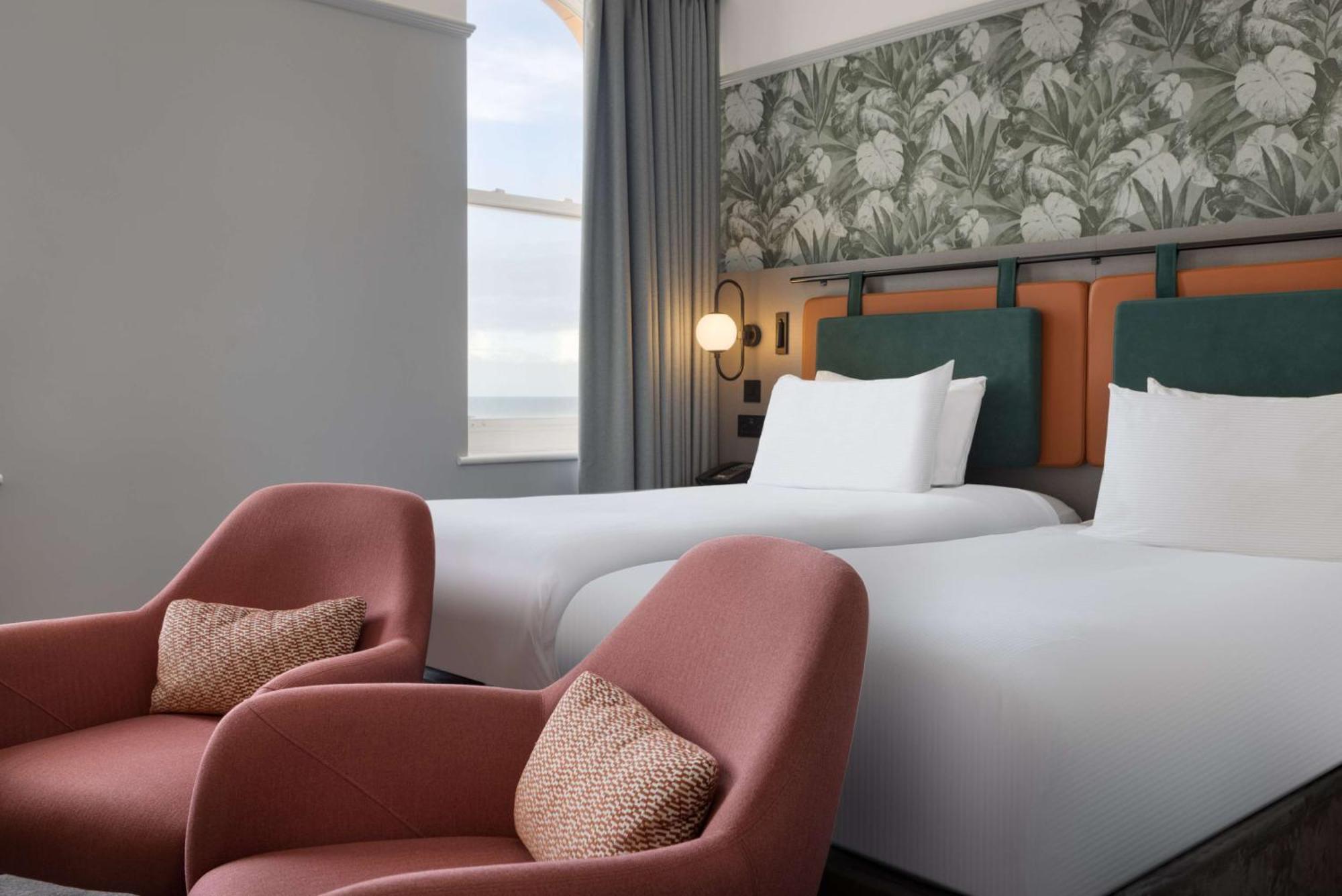 מלון Doubletree By Hilton Brighton Metropole מראה חיצוני תמונה