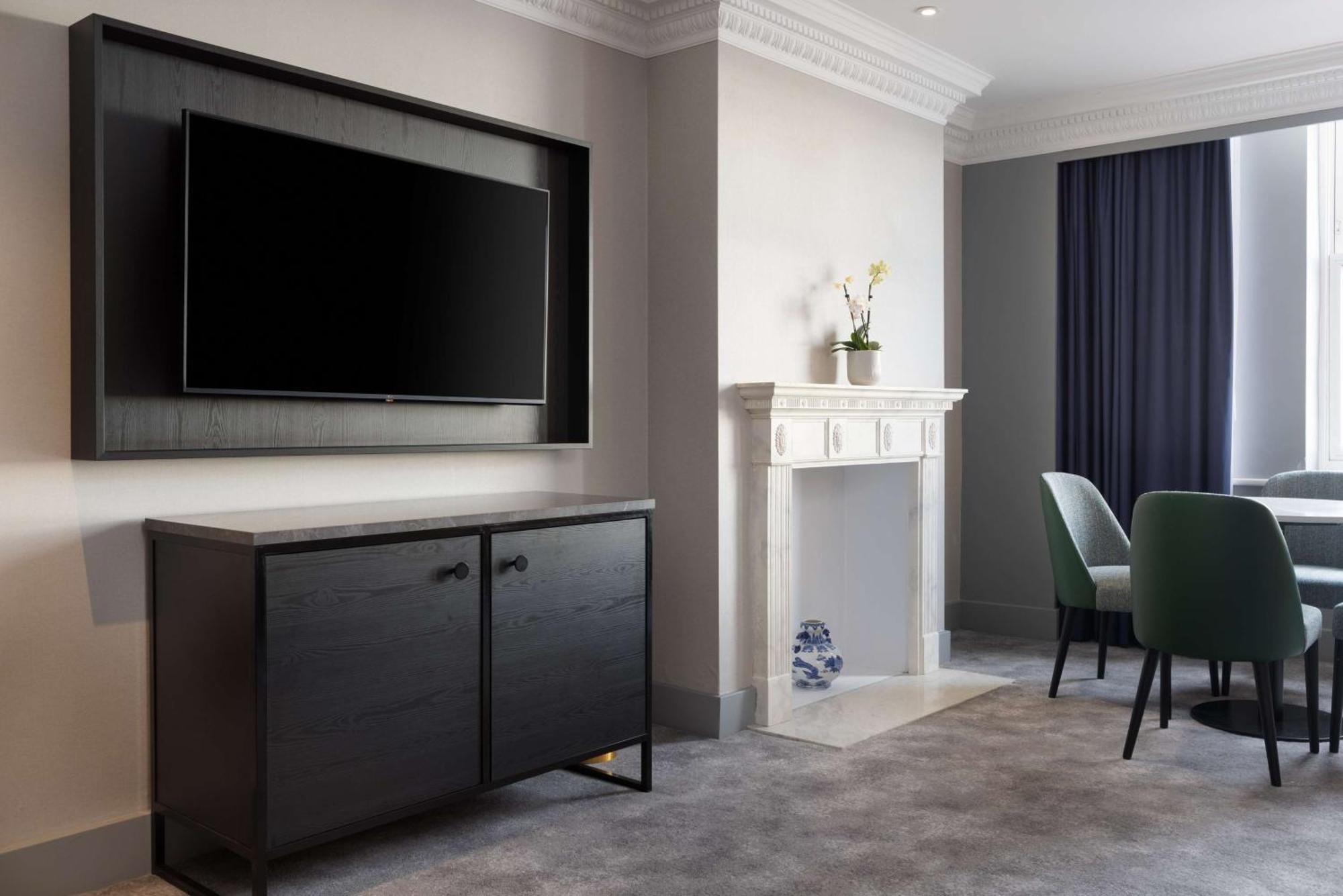 מלון Doubletree By Hilton Brighton Metropole מראה חיצוני תמונה