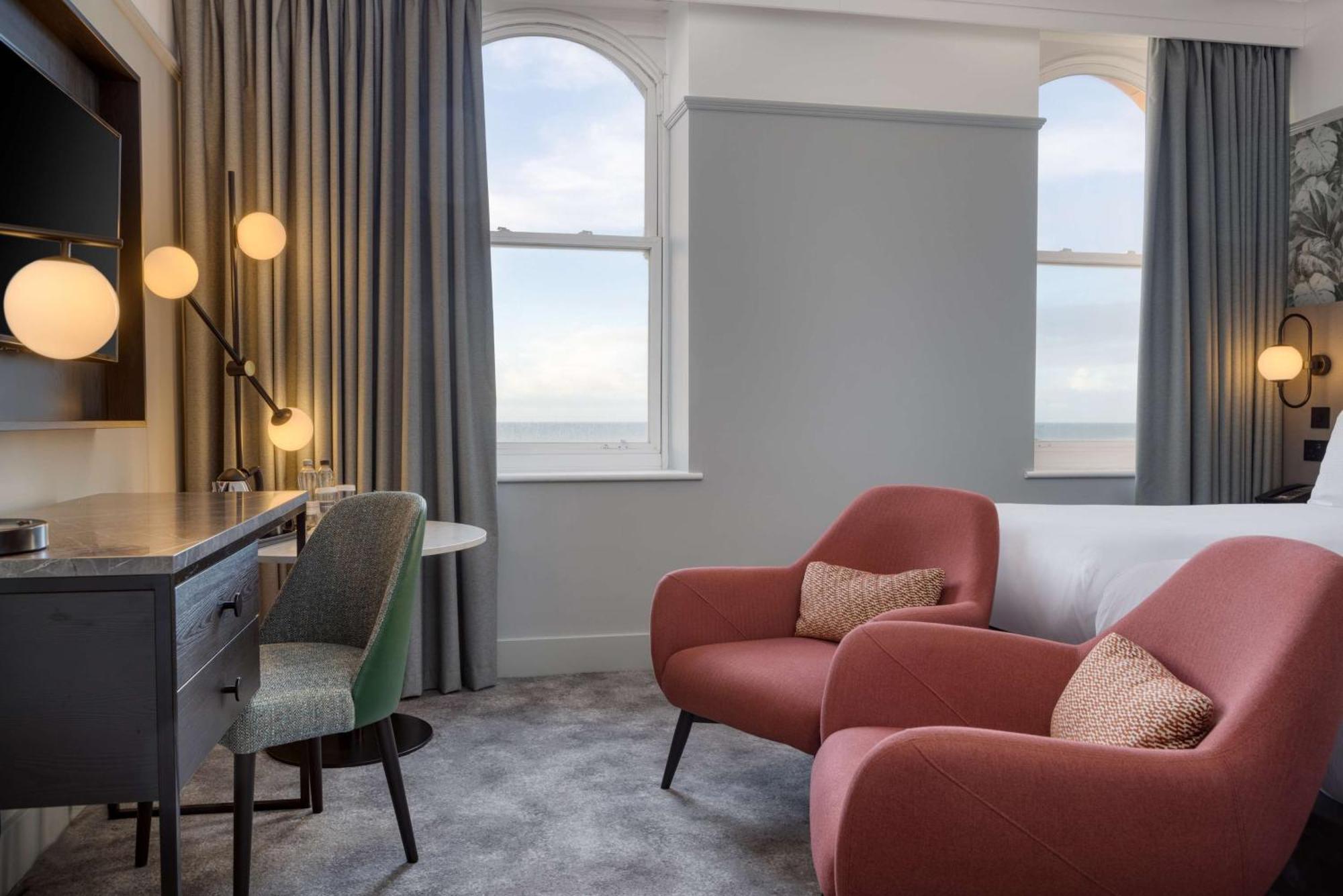 מלון Doubletree By Hilton Brighton Metropole מראה חיצוני תמונה