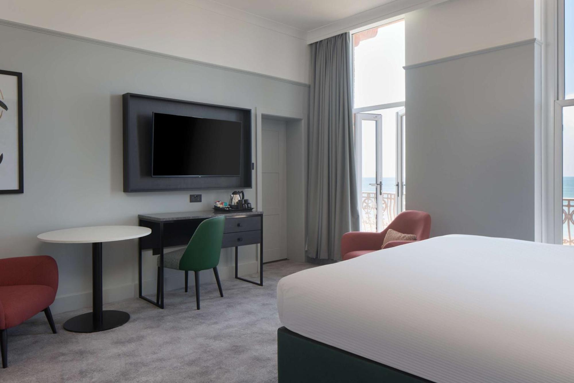 מלון Doubletree By Hilton Brighton Metropole מראה חיצוני תמונה