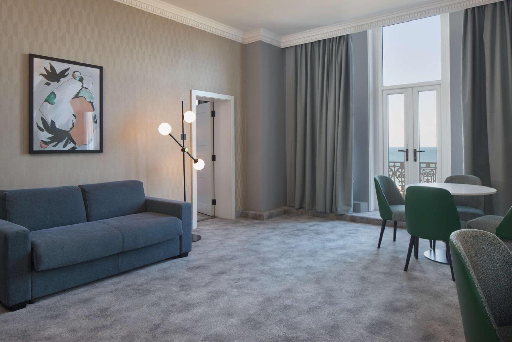 מלון Doubletree By Hilton Brighton Metropole מראה חיצוני תמונה